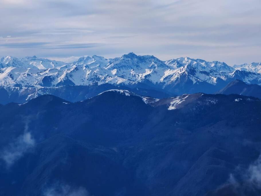 Logement 6 pers au cœur des montagnes pyrénéennes Boutx Exterior foto